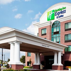 Holiday Inn Express & Suites Wilmington-Newark, An Ihg Hotel